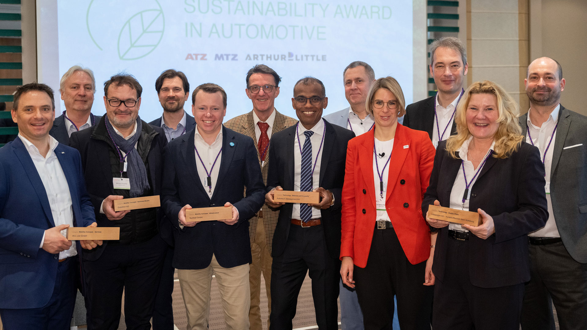 Gruppenbild der Preisträger des Sustainability Awards