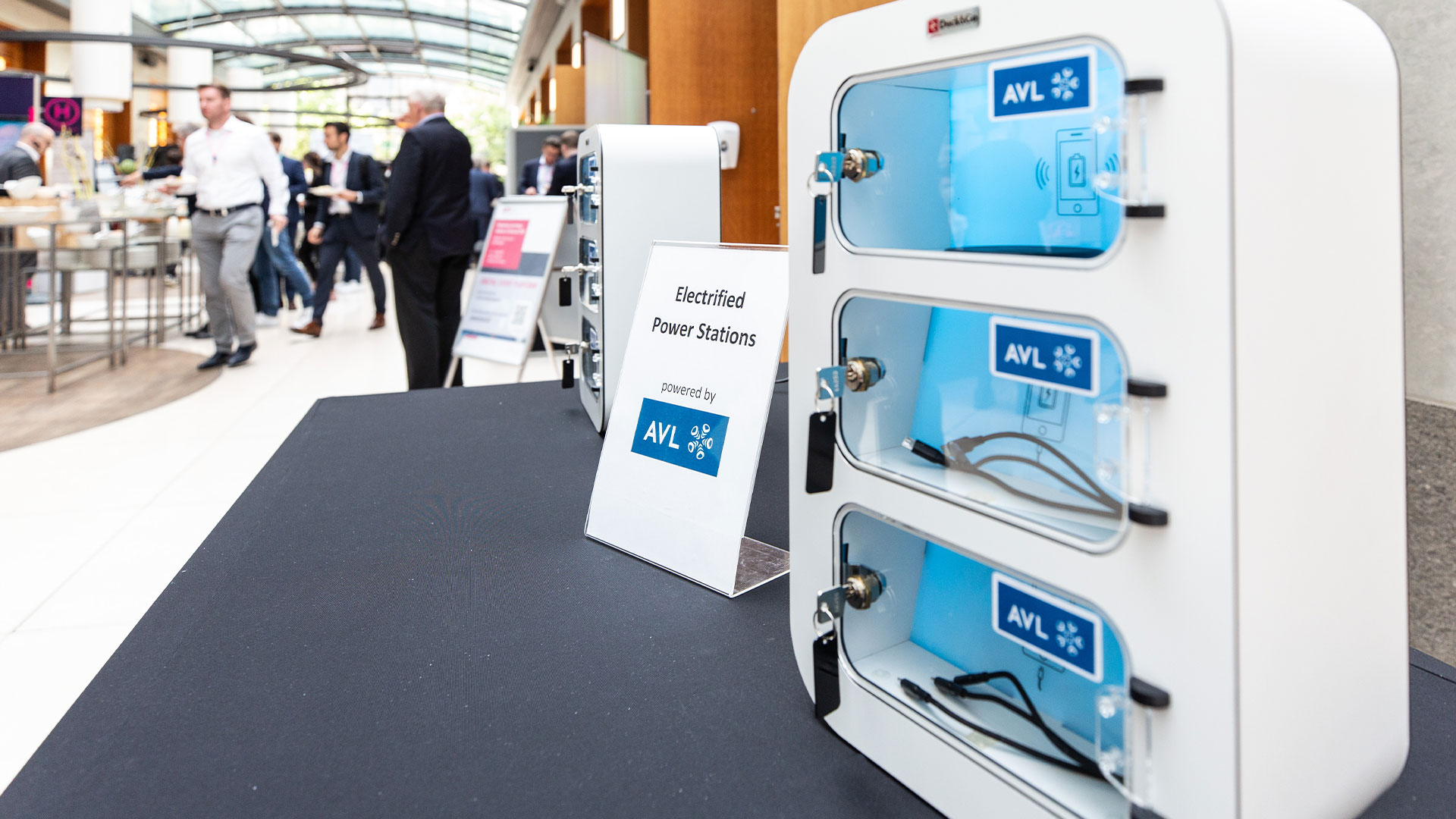 Sponsoring Electrified Powerstations: Set-up in the exhibition area